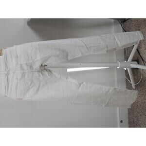 Paige Skyline Drive  Ankle Peg  White Denim Jeans